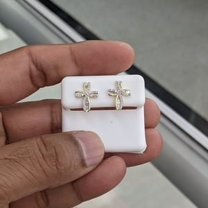 Real Diamond 10kt Gold Cross stud earring
